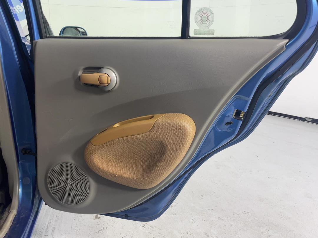 Photo '19' of Nissan March