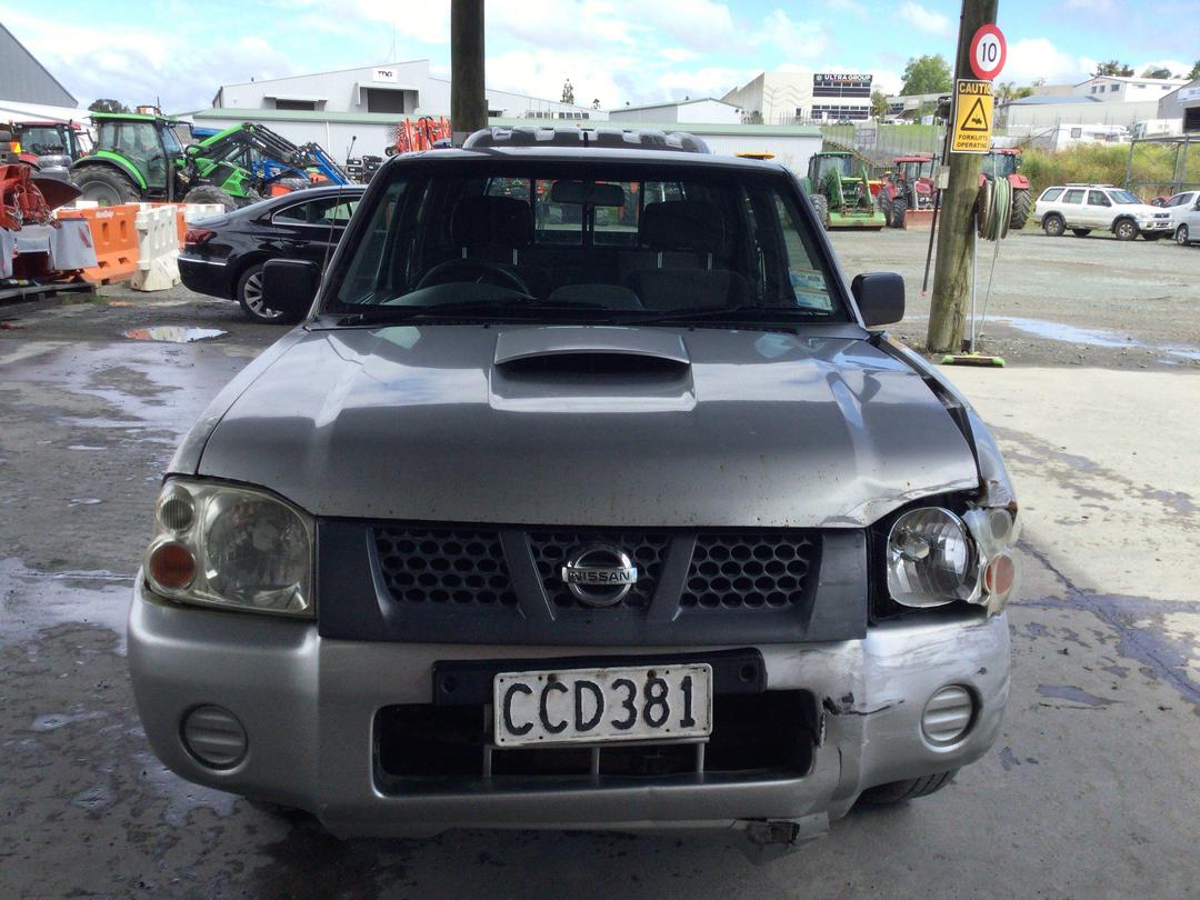 Photo '2' of Nissan Navara DC W/S AIR