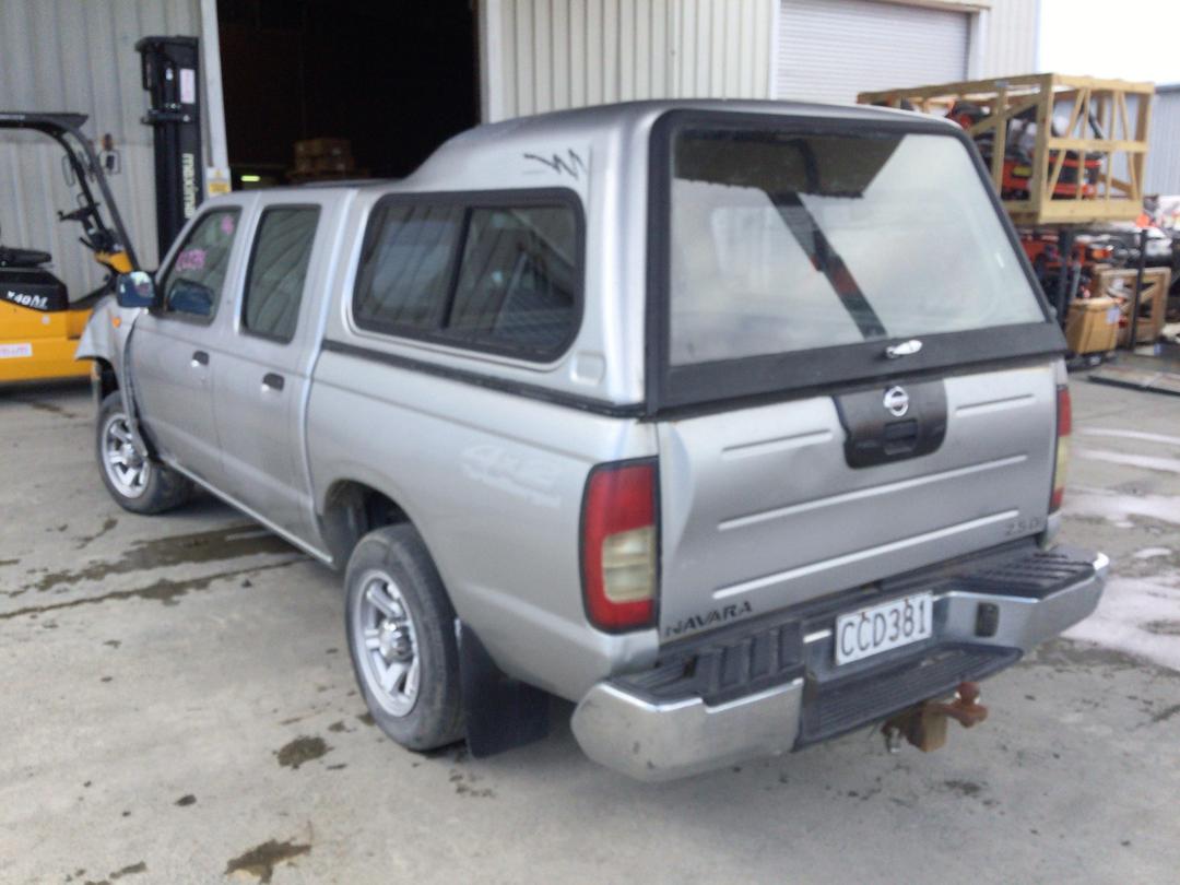 Photo '5' of Nissan Navara DC W/S AIR