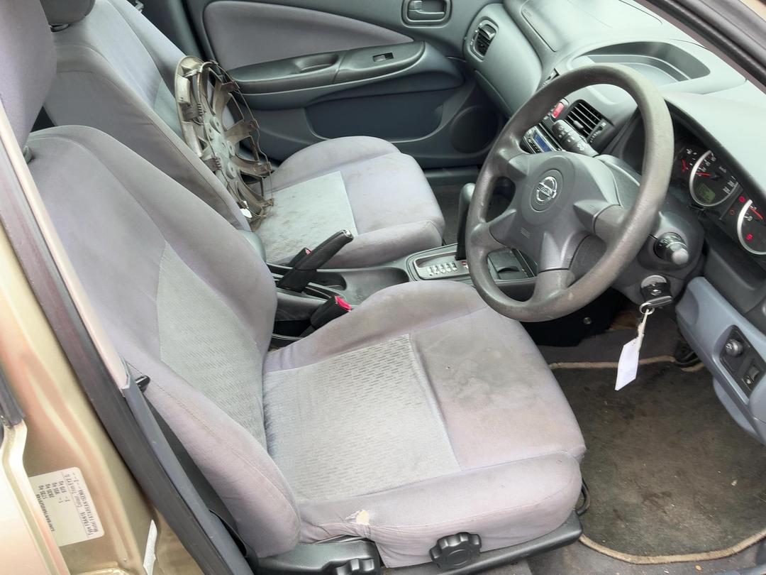 Photo '15' of Nissan Pulsar Photo '15' of Nissan Pulsar