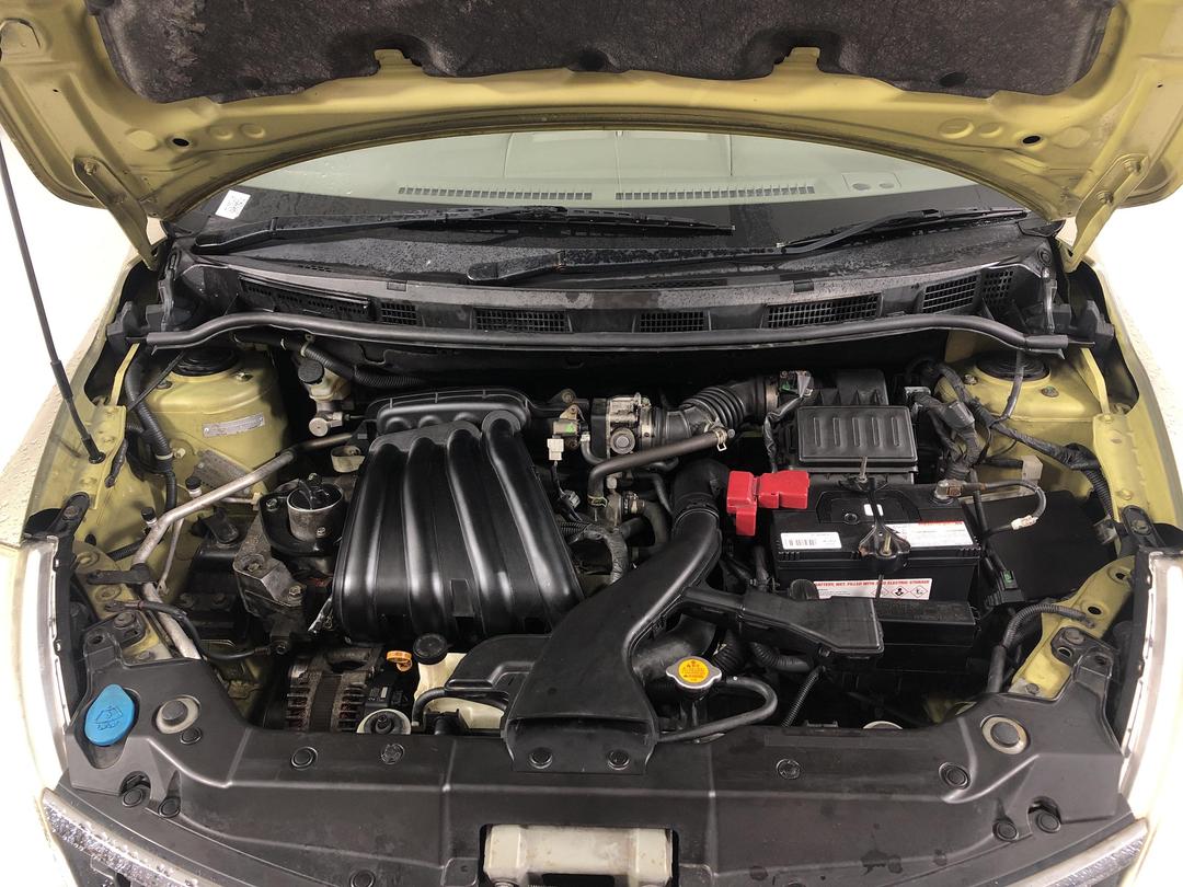 Photo '6' of Nissan Tiida