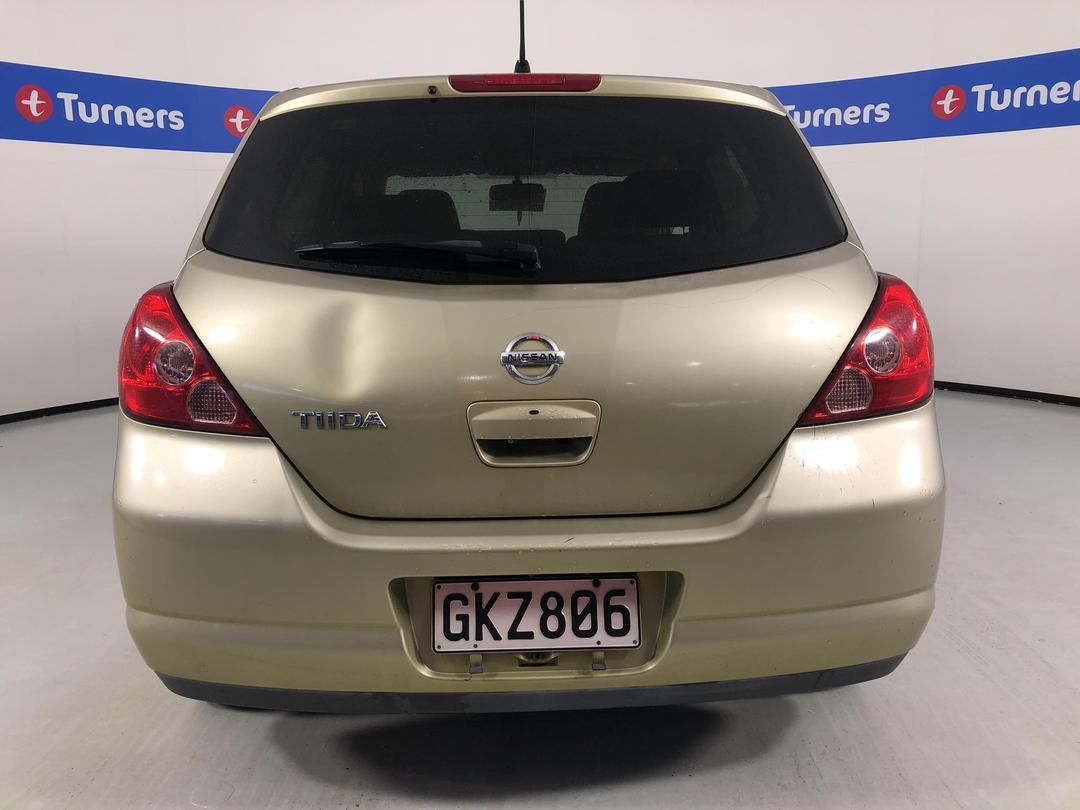 Photo '9' of Nissan Tiida