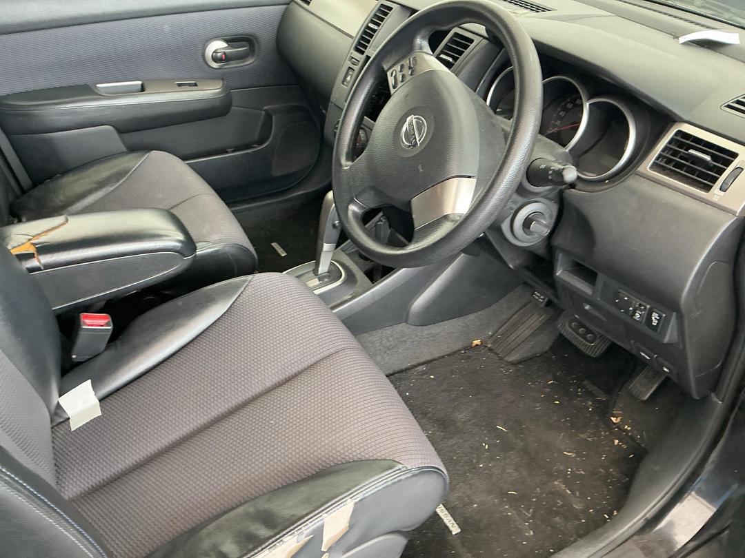 Photo '6' of Nissan Tiida