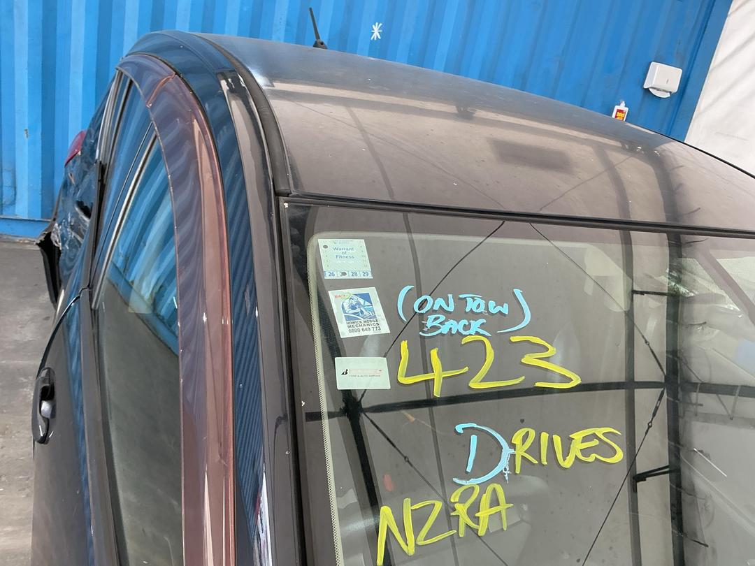 Photo '10' of Nissan Tiida