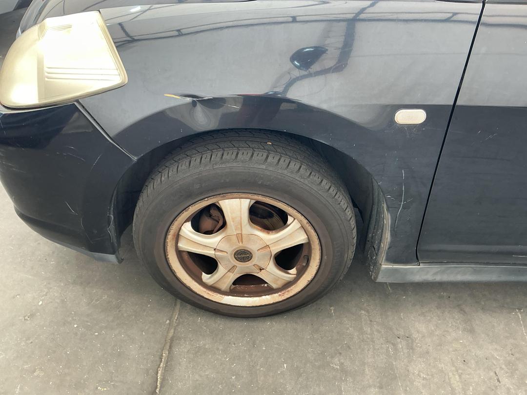 Photo '15' of Nissan Tiida