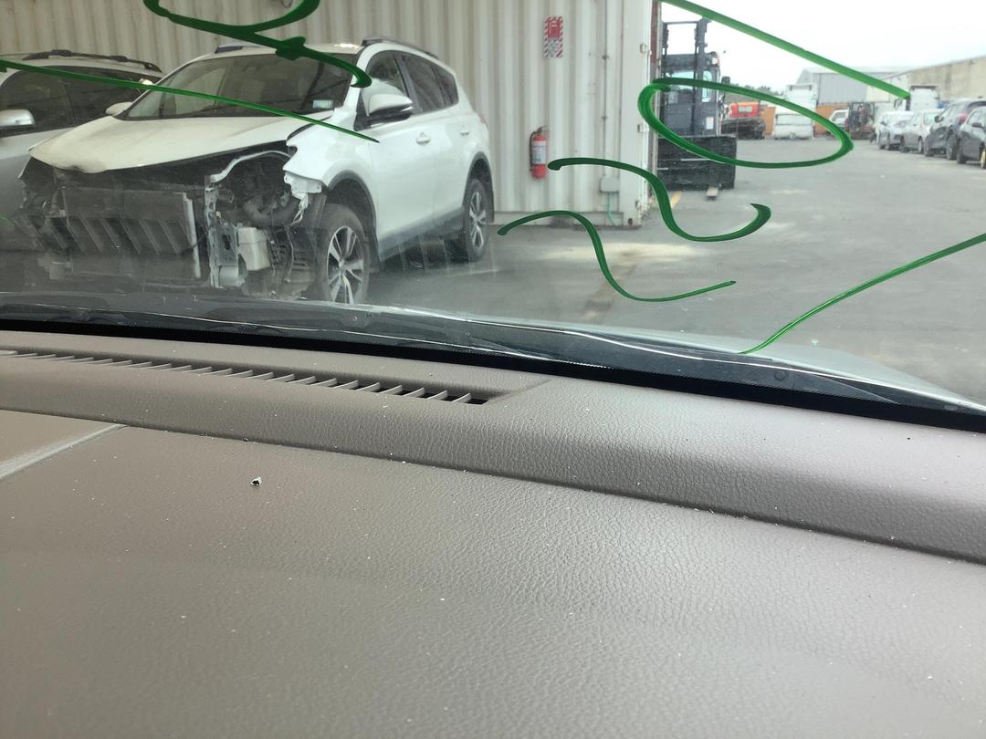 Photo '22' of Nissan Tiida