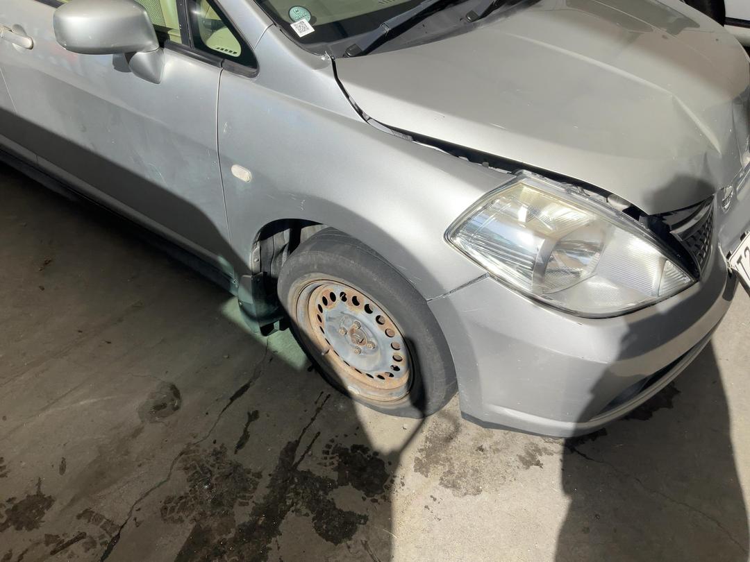 Photo '2' of Nissan Tiida