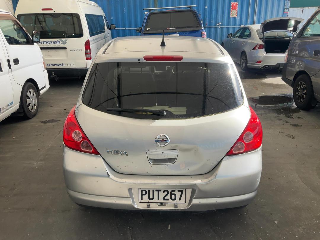 Photo '10' of Nissan Tiida