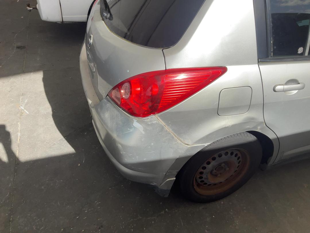 Photo '13' of Nissan Tiida