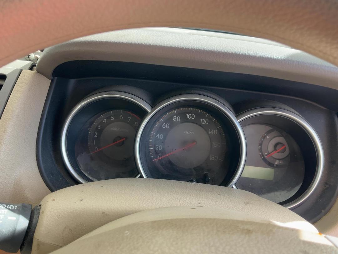 Photo '20' of Nissan Tiida