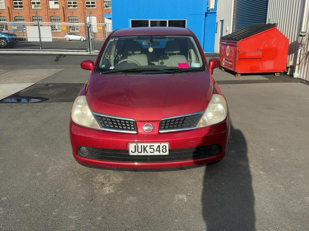 Photo '2' of Nissan Tiida Photo '2' of Nissan Tiida