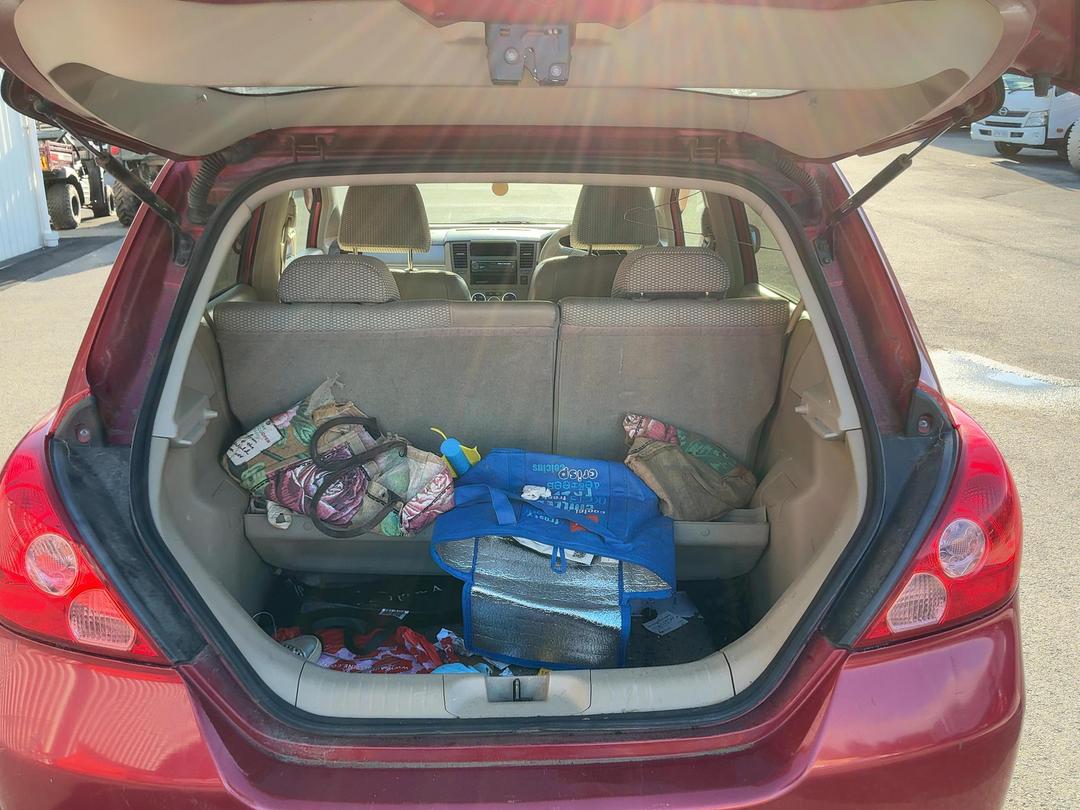 Photo '19' of Nissan Tiida Photo '19' of Nissan Tiida