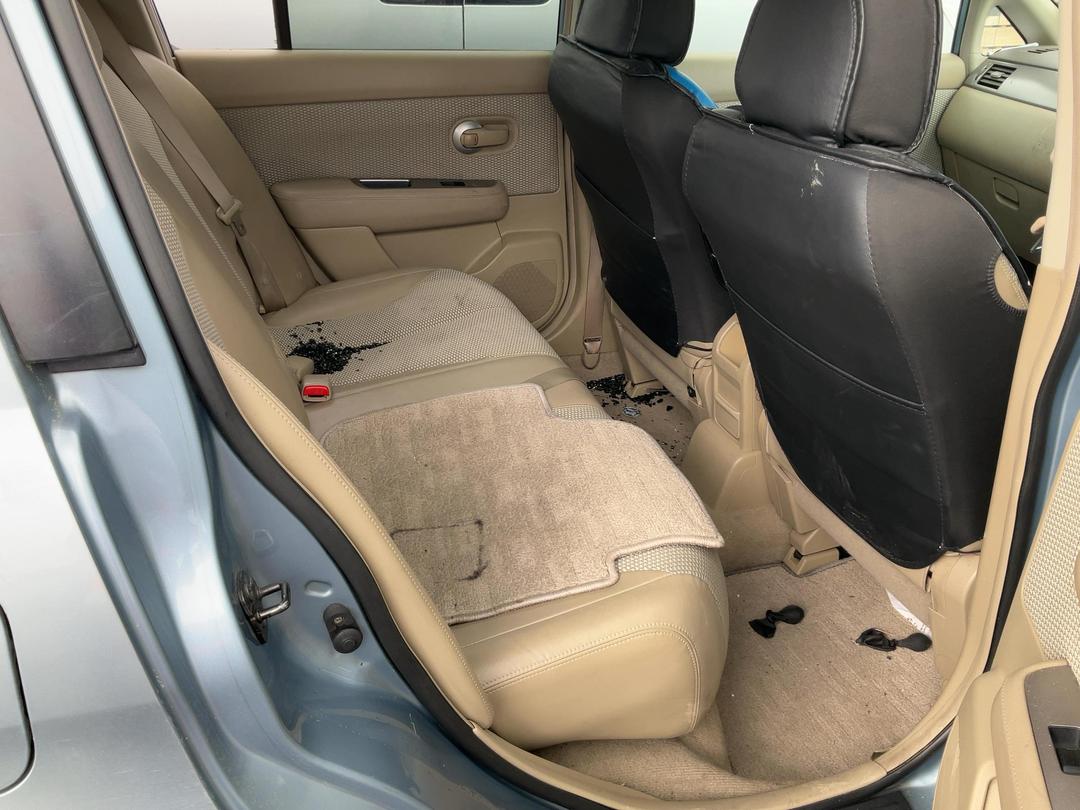 Photo '15' of Nissan Tiida Photo '15' of Nissan Tiida