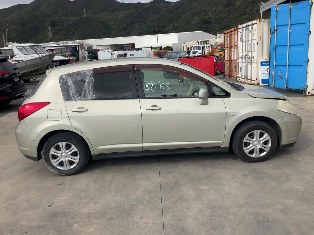 Photo '9' of Nissan Tiida Photo '9' of Nissan Tiida