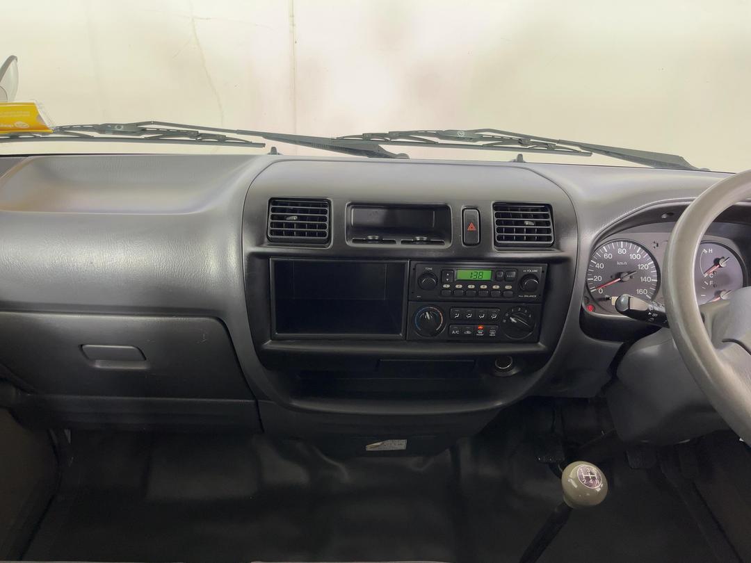 Photo '18' of Nissan Vanette