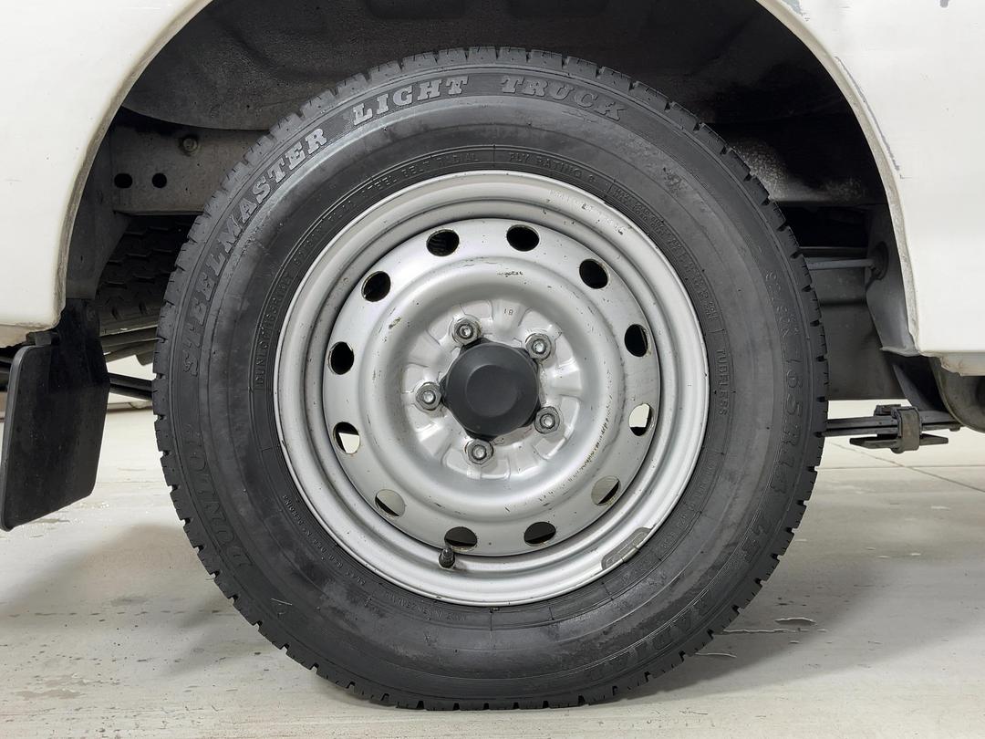 Photo '12' of Nissan Vanette