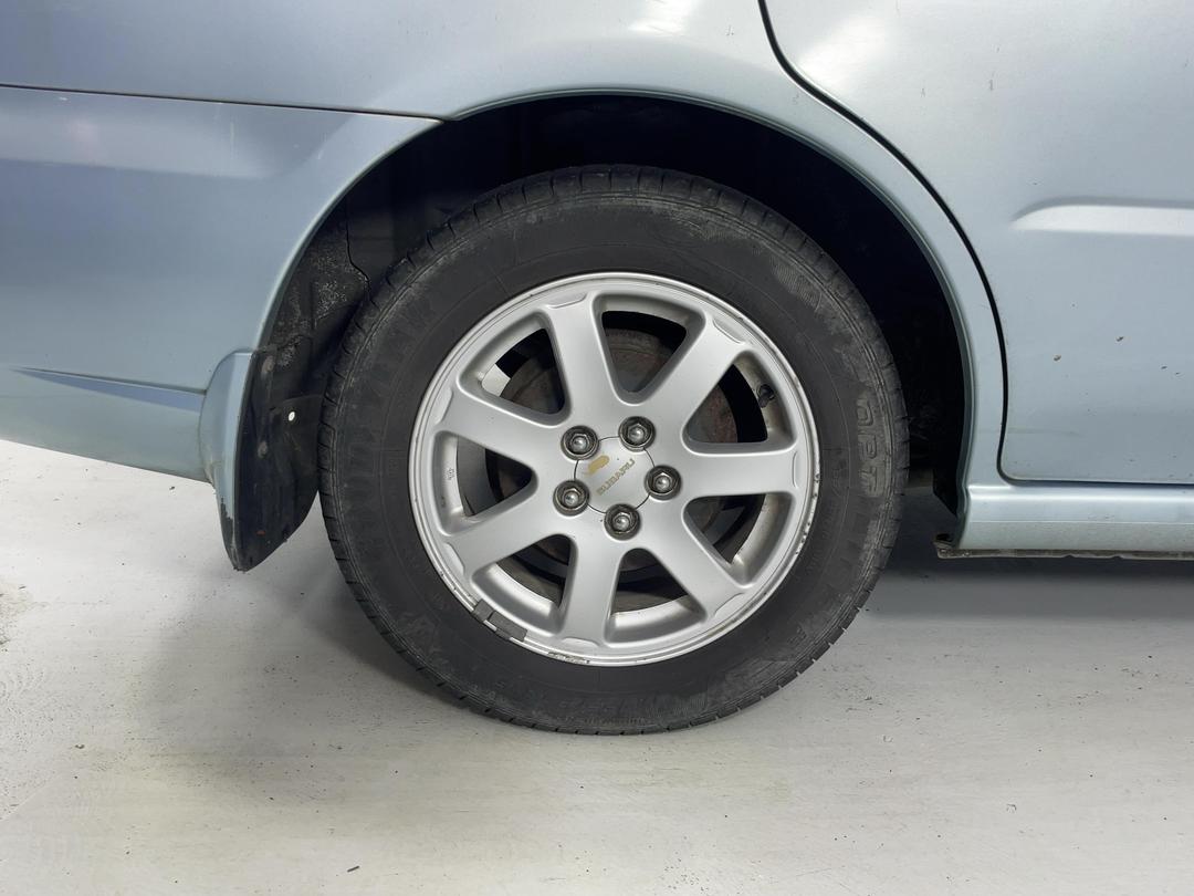 Photo '12' of Subaru Impreza