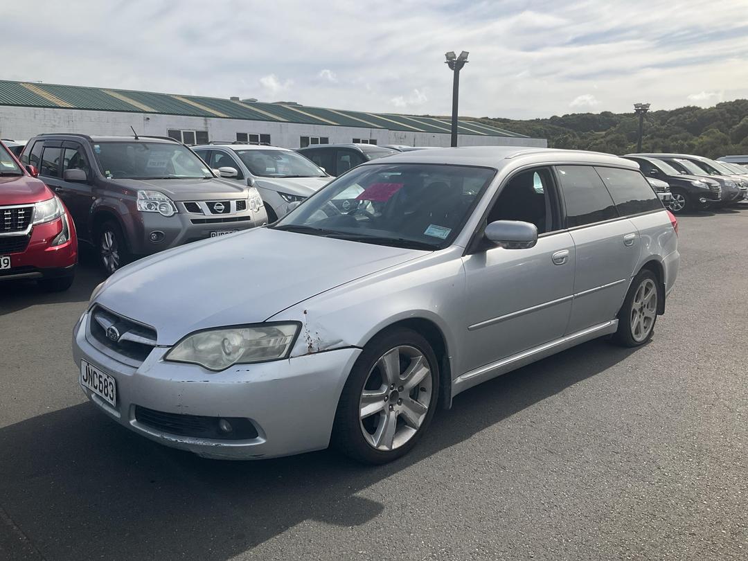 Photo '3' of Subaru Legacy