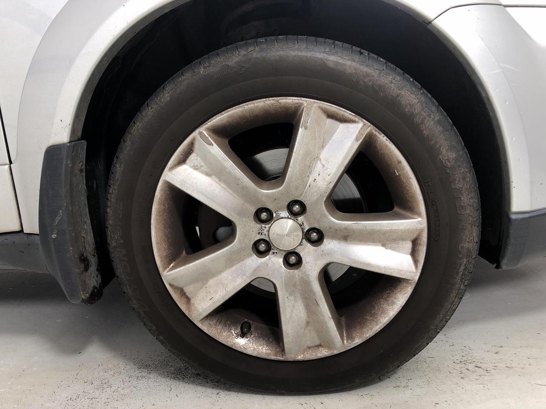 Photo '9' of Subaru Legacy