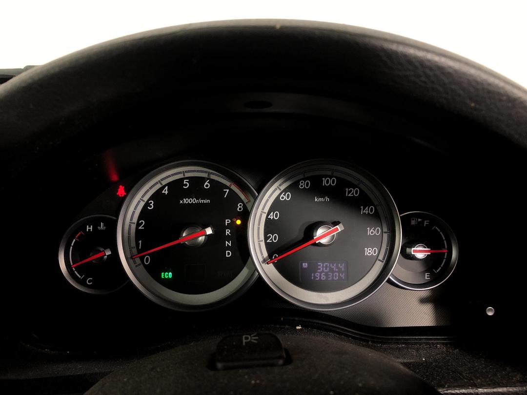 Photo '21' of Subaru Legacy