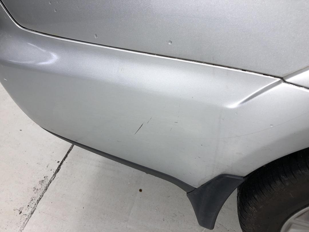 Photo '23' of Subaru Legacy