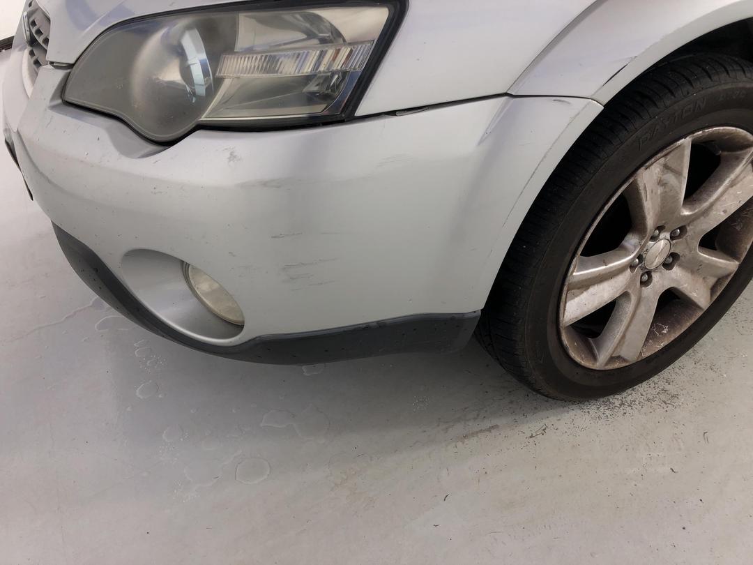 Photo '25' of Subaru Legacy