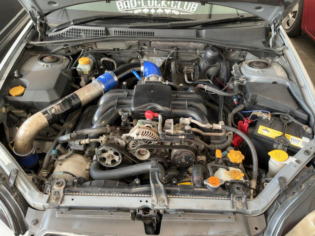 Photo '18' of Subaru Legacy