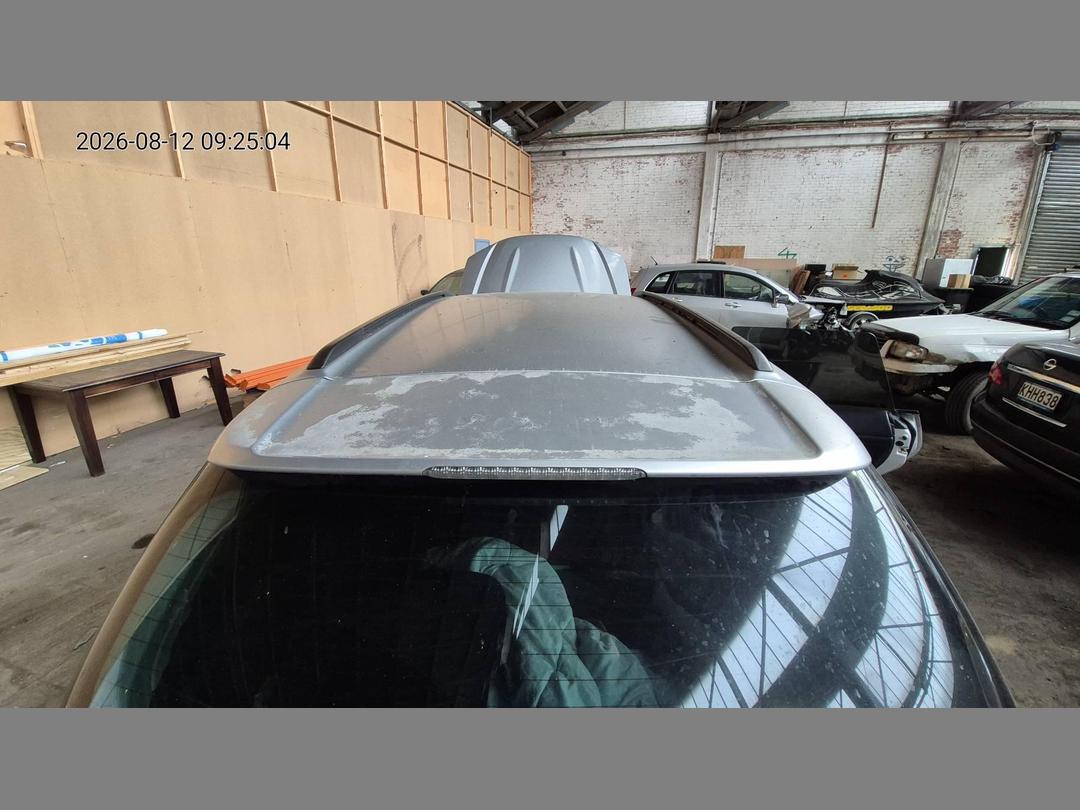 Photo '23' of Subaru Legacy