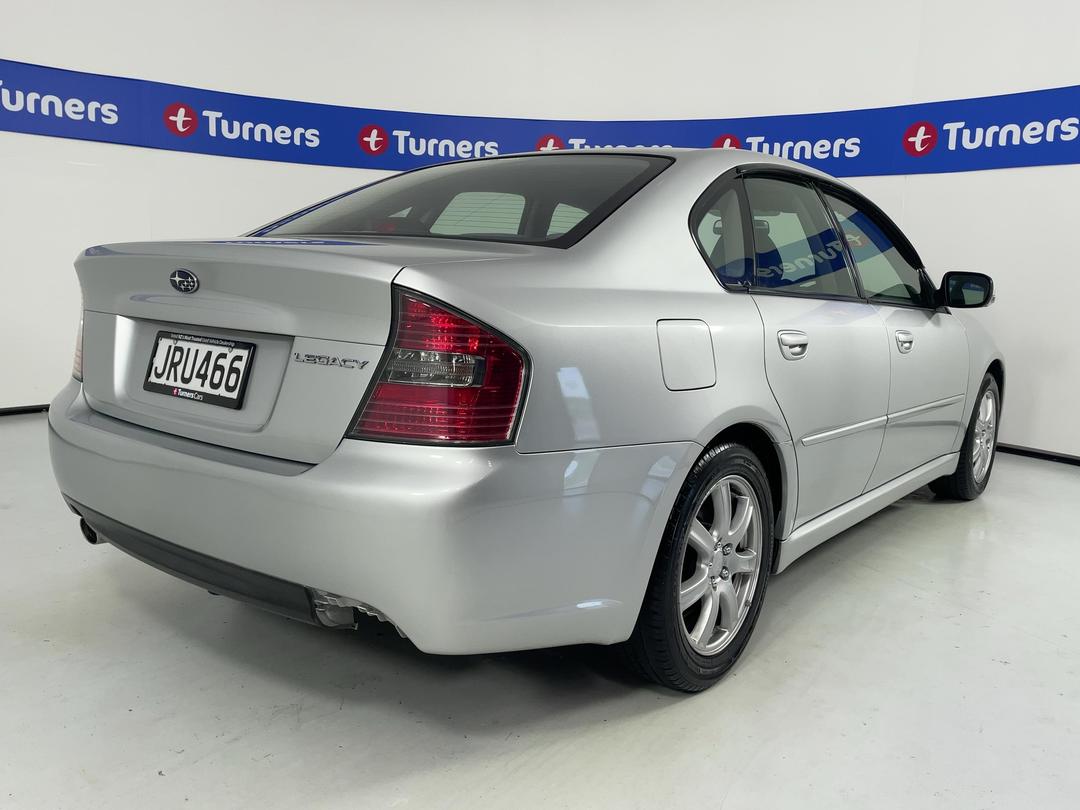 Photo '7' of Subaru Legacy