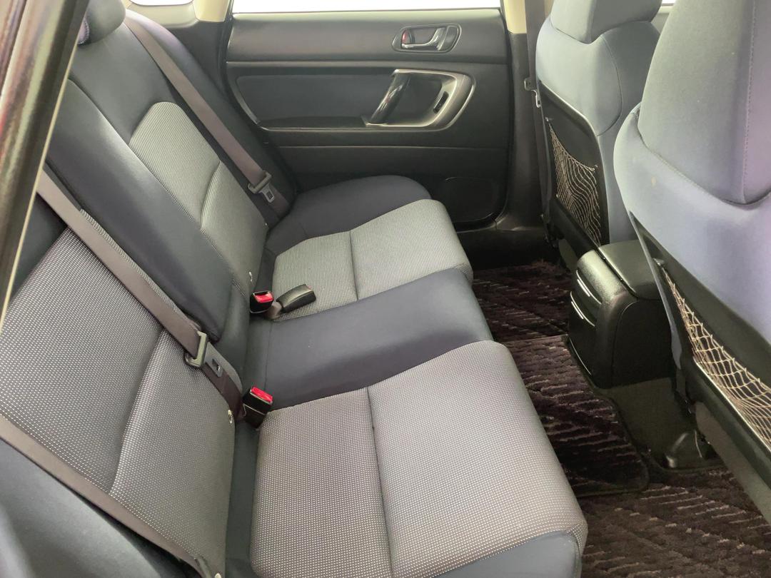 Photo '20' of Subaru Legacy