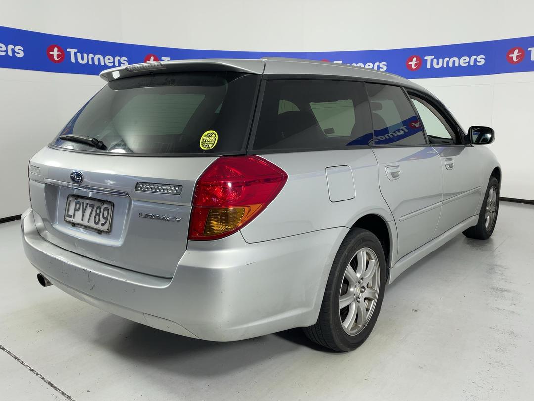Photo '7' of Subaru Legacy