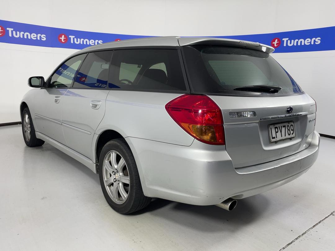 Photo '5' of Subaru Legacy