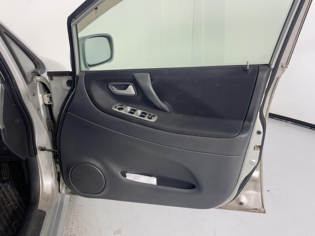 Photo '15' of Suzuki Aerio