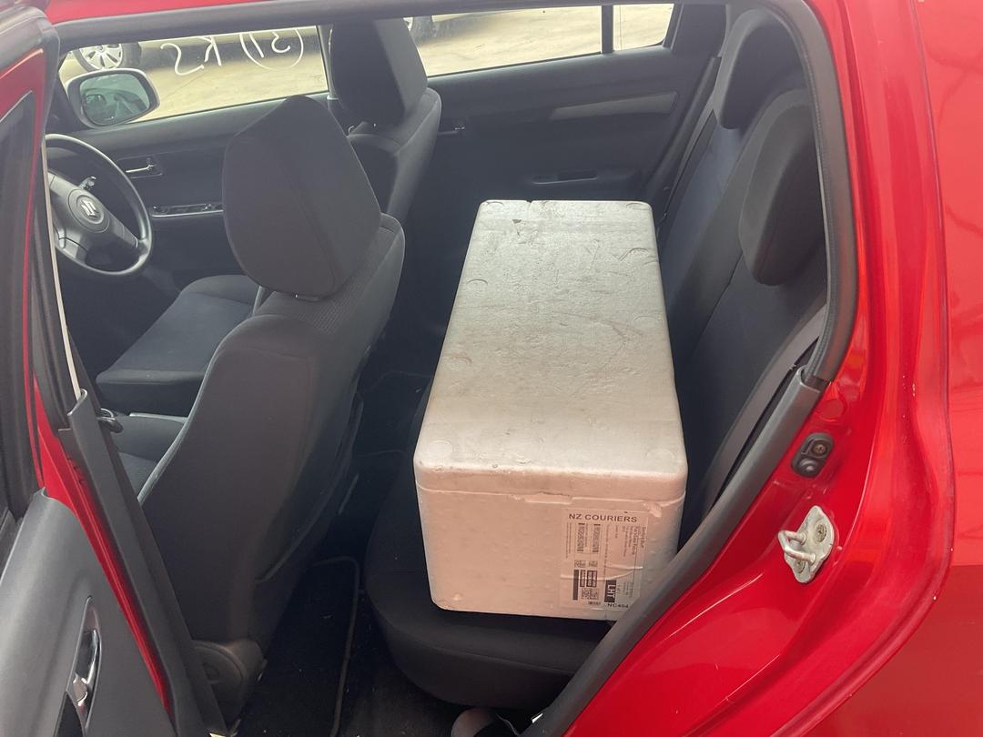 Photo '11' of Suzuki Swift