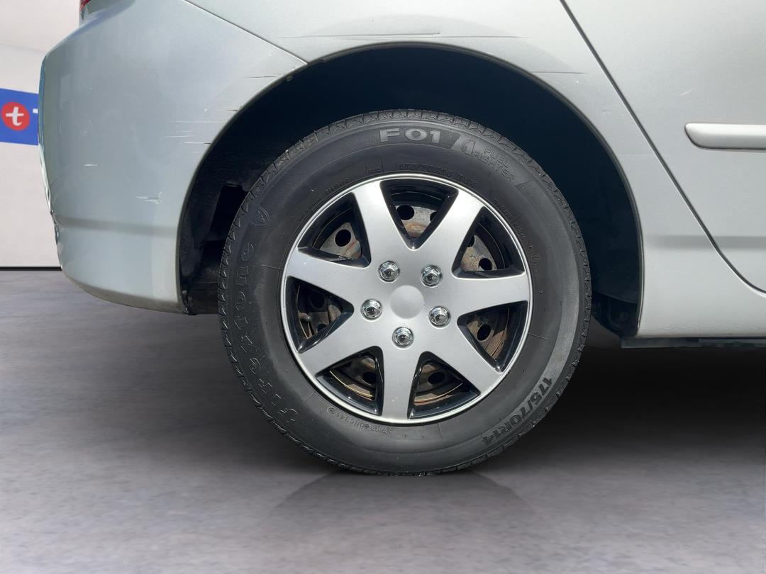 Photo '12' of Toyota Allex