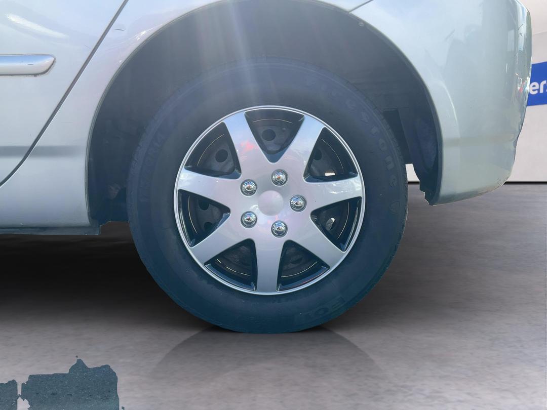 Photo '11' of Toyota Allex