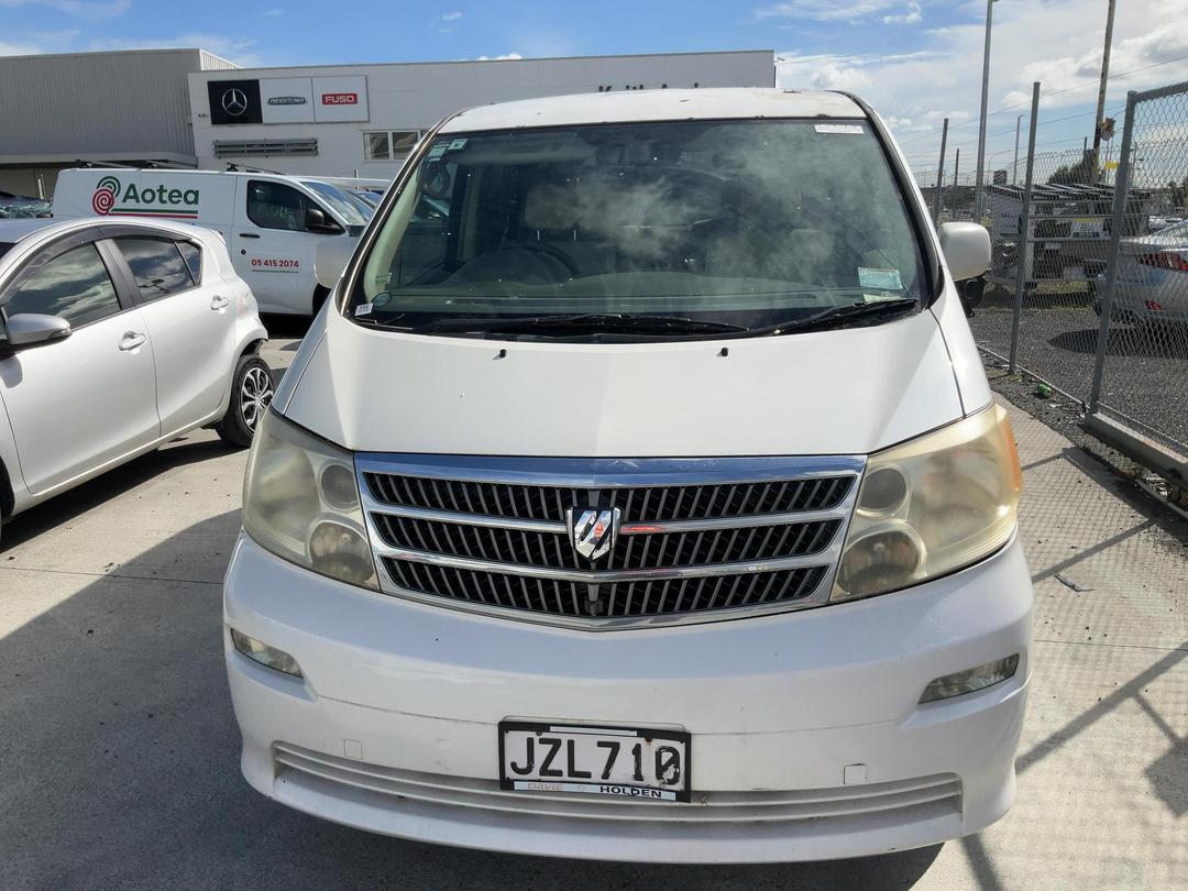 Photo '2' of Toyota Alphard