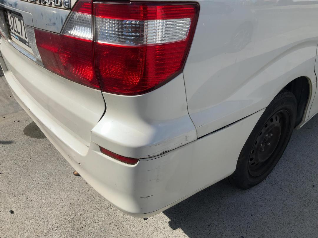 Photo '31' of Toyota Alphard