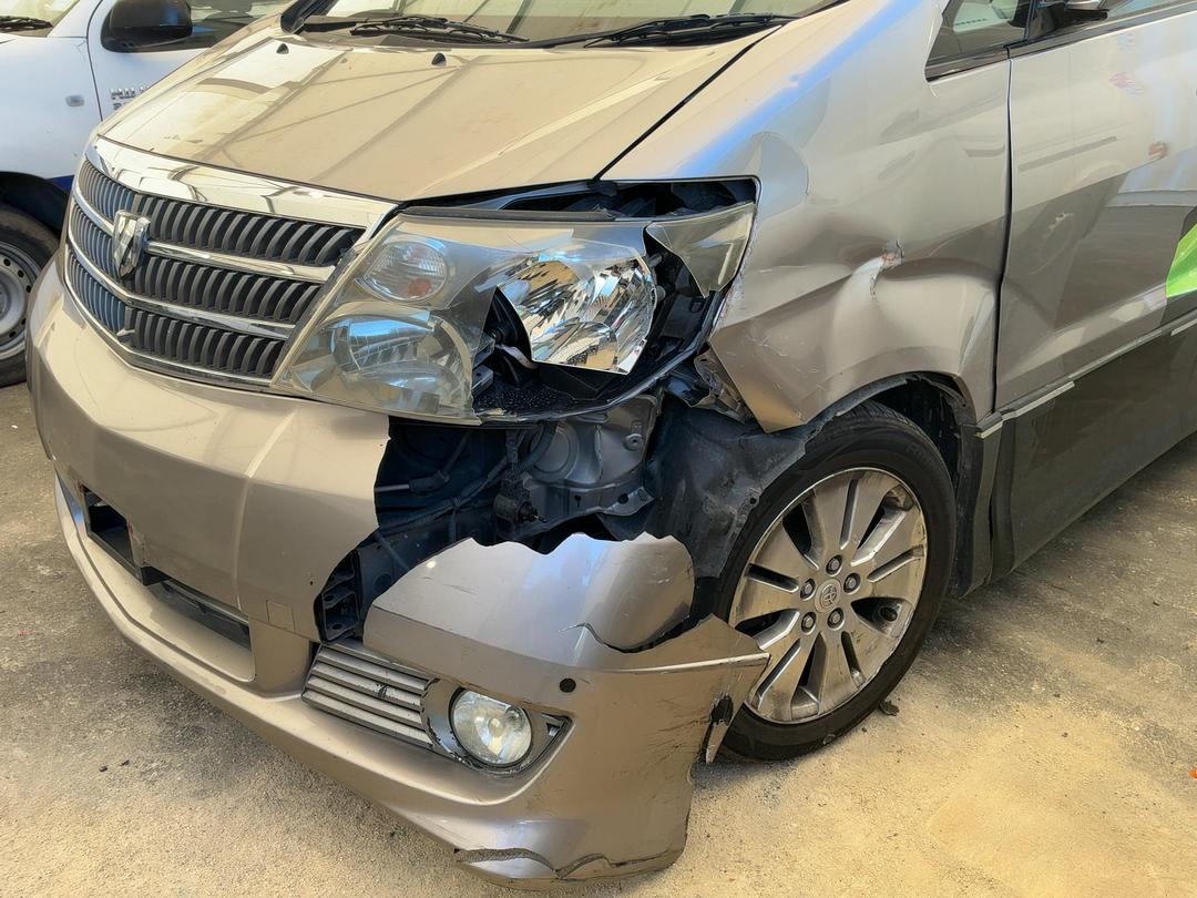 Photo '2' of Toyota Alphard G Photo '2' of Toyota Alphard G