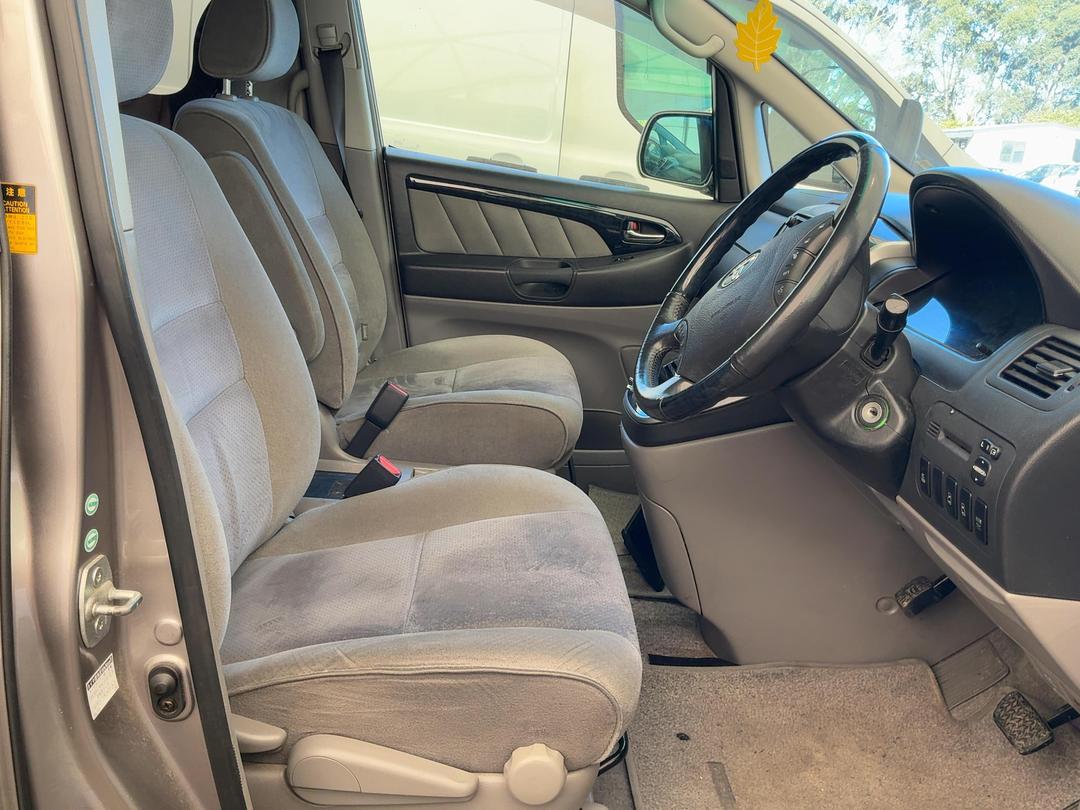 Photo '12' of Toyota Alphard G Photo '12' of Toyota Alphard G