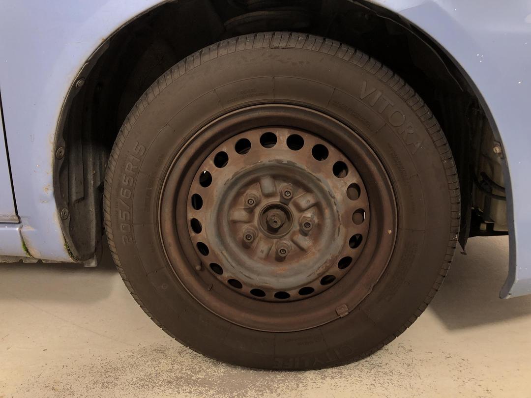 Photo '9' of Toyota Avensis