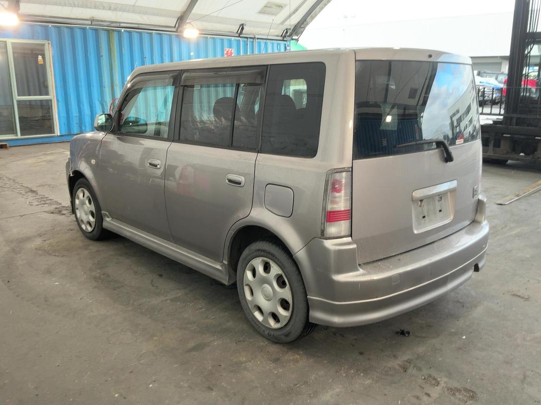Photo '11' of Toyota BB Photo '11' of Toyota BB