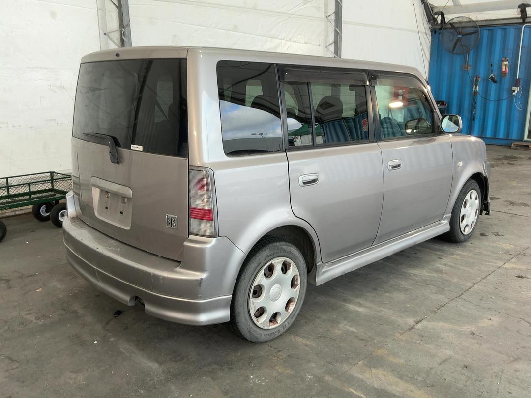 Photo '15' of Toyota BB Photo '15' of Toyota BB