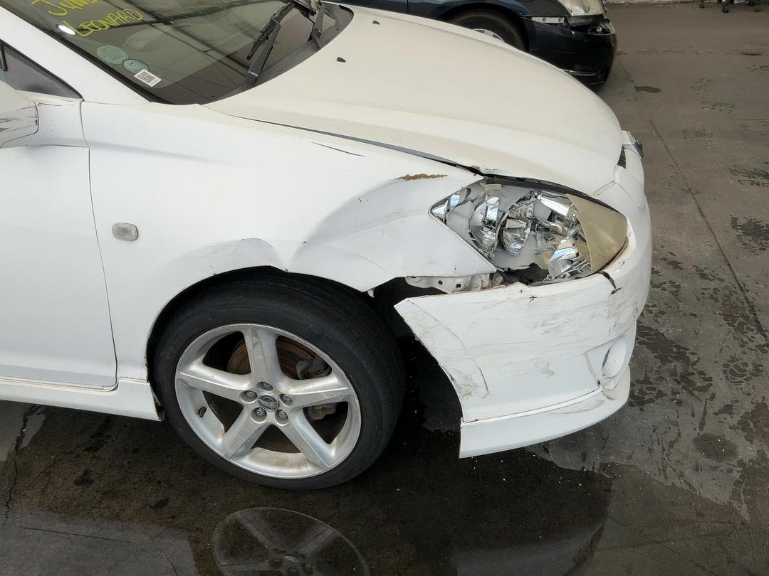 Photo '3' of Toyota Caldina Photo '3' of Toyota Caldina