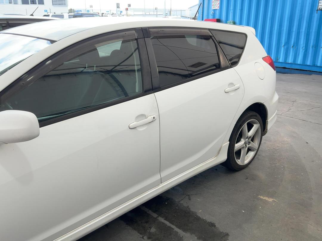 Photo '8' of Toyota Caldina Photo '8' of Toyota Caldina
