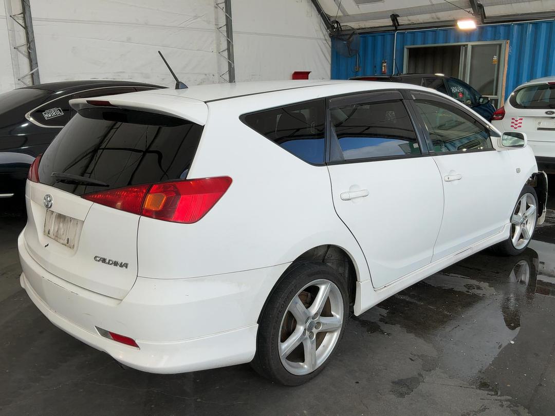Photo '15' of Toyota Caldina Photo '15' of Toyota Caldina