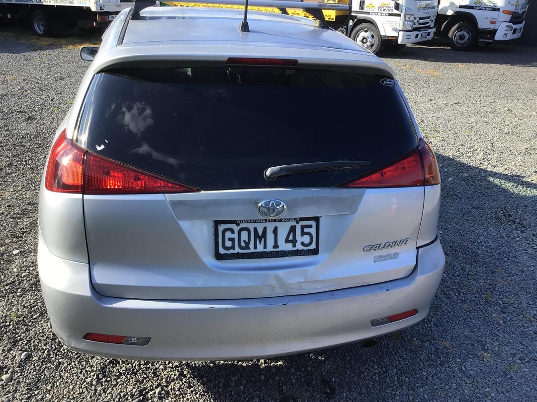 Photo '4' of Toyota Caldina Photo '4' of Toyota Caldina