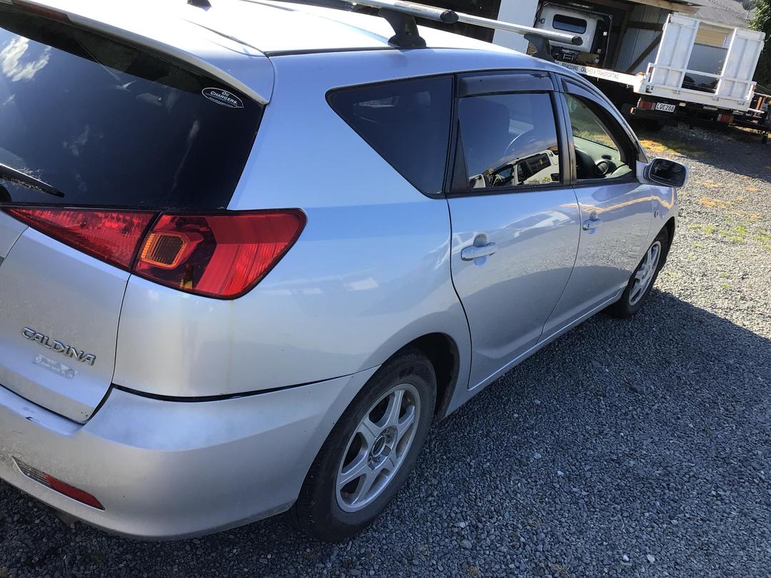 Photo '6' of Toyota Caldina Photo '6' of Toyota Caldina