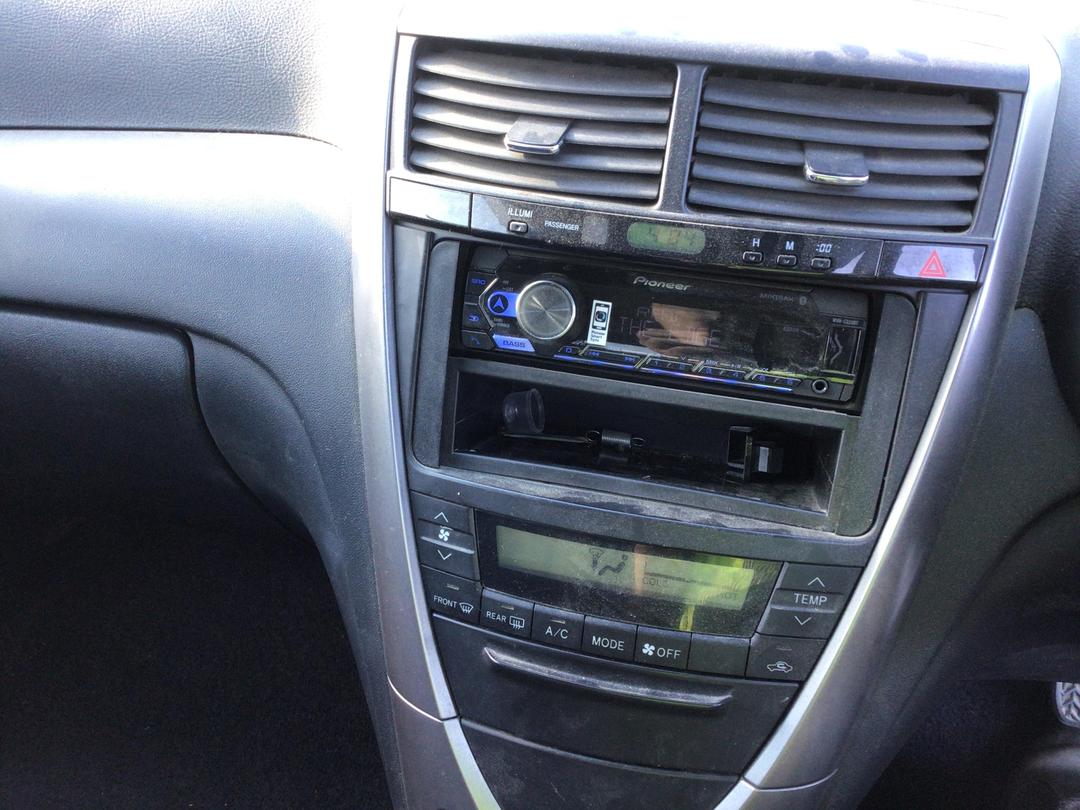 Photo '12' of Toyota Caldina Photo '12' of Toyota Caldina