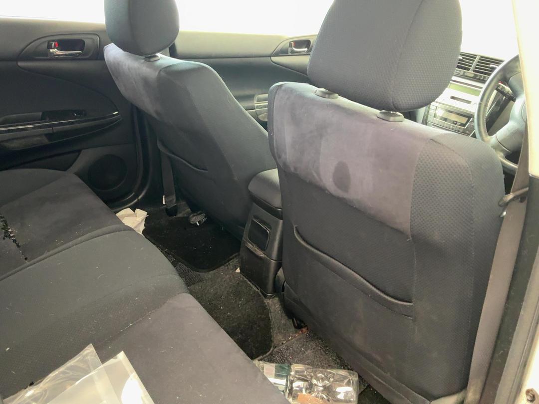 Photo '9' of Toyota Caldina Photo '9' of Toyota Caldina